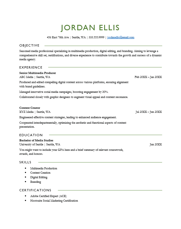 <strong>Traditional</strong><br> Media Resume TemplateFeatured Image