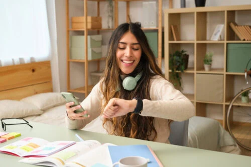 How Many Working Days & Work Hours Are in a Year?