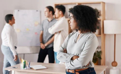 7 Toxic-Workplace Warning Signs to Spot Before You Sign On
